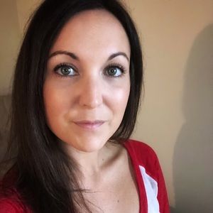 Meet your Posher, Alicia